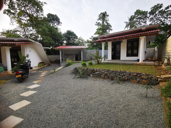 Exterior & Views 3, Spotlight Villa , Hikkaduwa