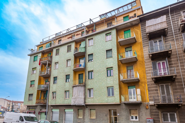 Exterior & Views 2, Grotta dell'Universo, Torino