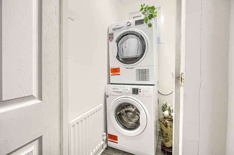 Bathroom, Hackney Central Deluxe Apartment , London