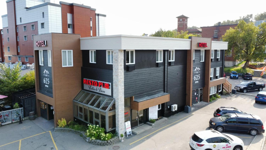 Exterior & Views 2, Hôtel Le 625, Charlevoix-Est