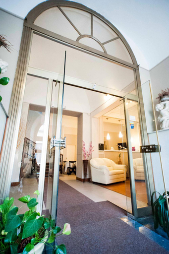 Others 5, Hotel Principe, Alessandria