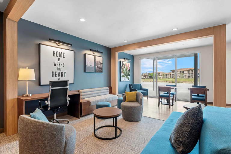 Public Area 3, Everhome Suites Brownsville, Cameron