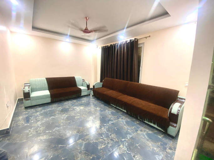Others 3, Ramalayam Inn, Basti