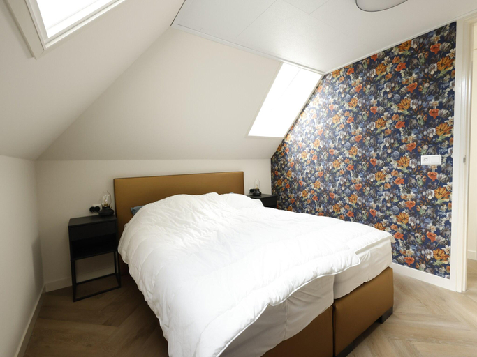 Bedroom 2, Villa in Wieringer Park with Garden, Wieringen