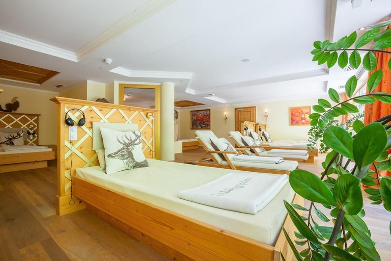 Bedroom 3, Superior Sport und Familienresort Alpenblick, Zell am See