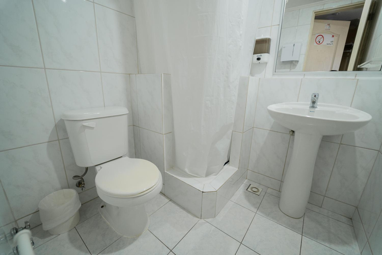 Bathroom 3, Nevada Inn, Concepción