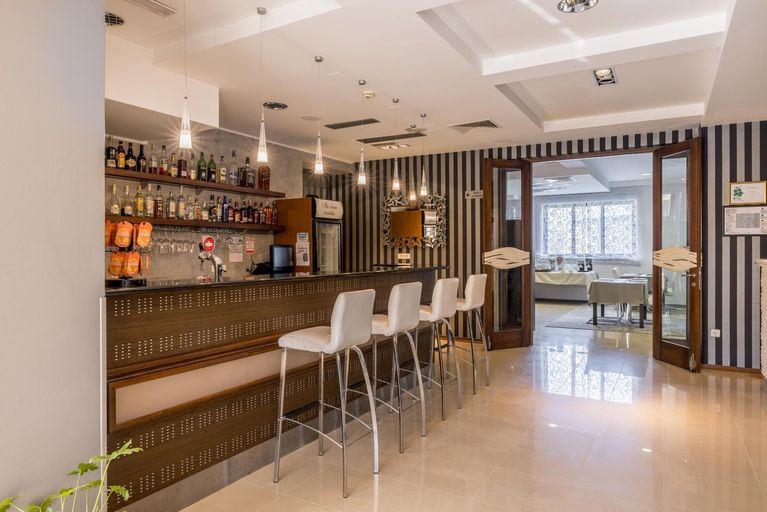 Food & Drinks 4, Hotel Terra, Novalja