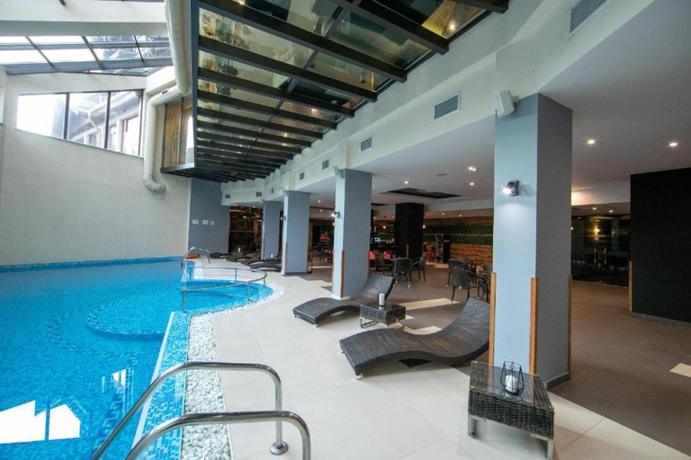 Sport & Beauty 2, Студио в Хотел Аисберг, Samokov