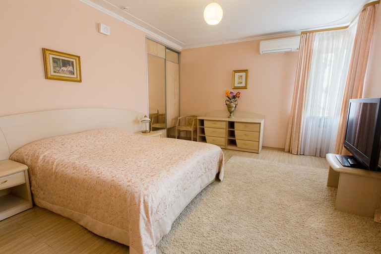 Bedroom 2, Hotel Olympia, Lyambirskiy rayon