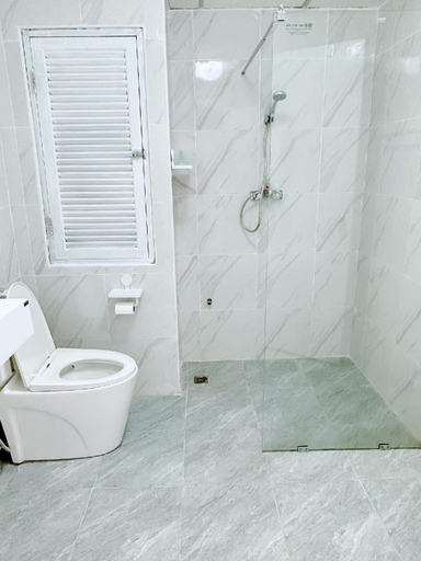 Bathroom, Sea Sand Sun Condominiums, Muang Rayong