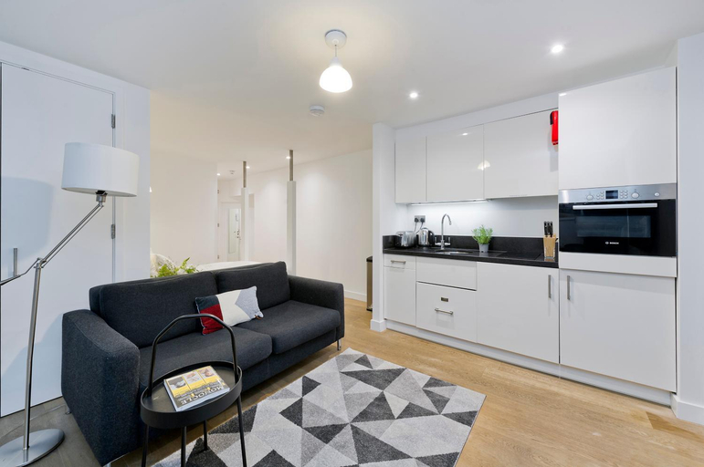 Others 4, Crane Court by City2Stay, London