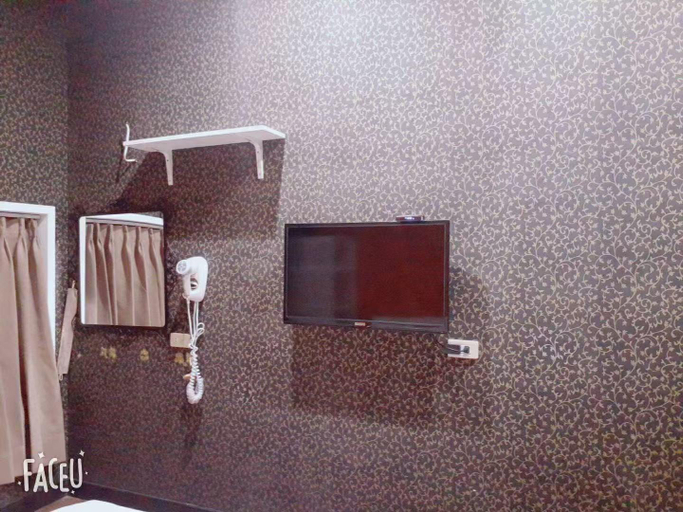 Bathroom 5