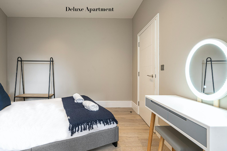 Bedroom 2, Superb Apartments opposite Edgware Road Station , London