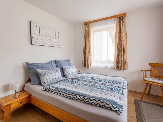 Bedroom 2, Beautiful apartment in Kärnten w/ , Hermagor