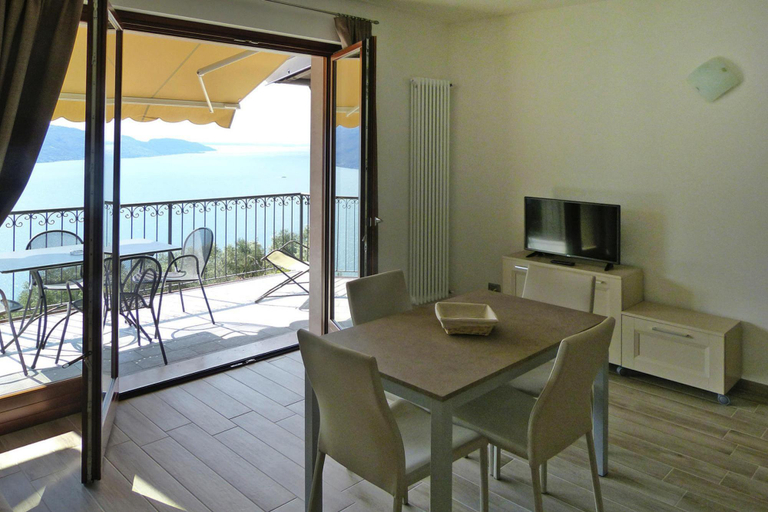 Others 3, Apartment in Tignale with Lake Garda Views, Brescia
