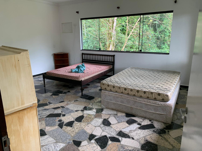 Bedroom, Casa com quintal grande, Ubatuba