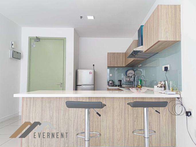 Others 5, Marina Times Square by Evernent