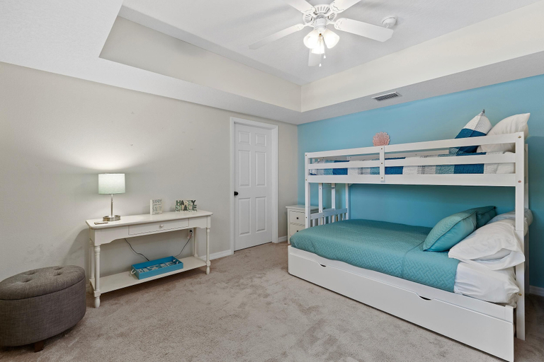 Others 1, Oceanwalk 15-202, Volusia