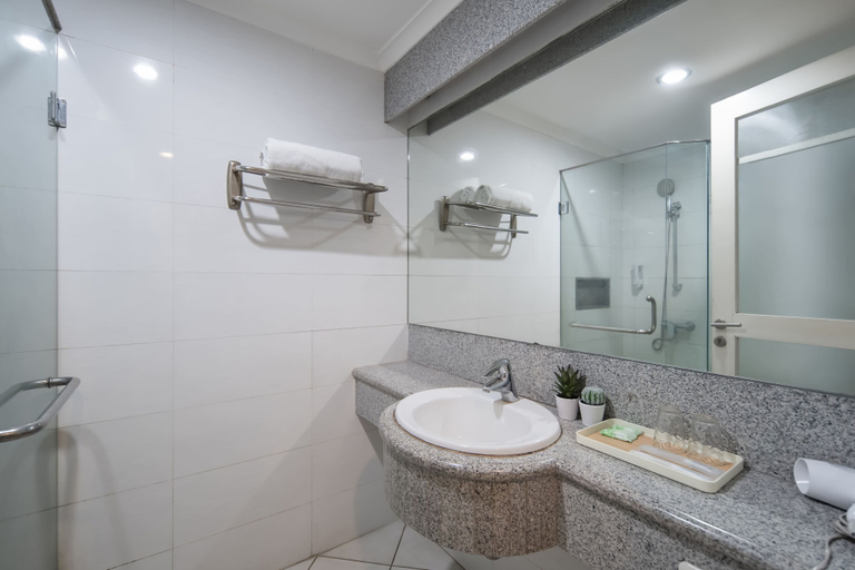 Bathroom 4, Cove Ottenville Boutique Hotel, Bandung