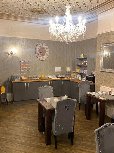 Food & Drinks 3, Fox lodge, Blackpool