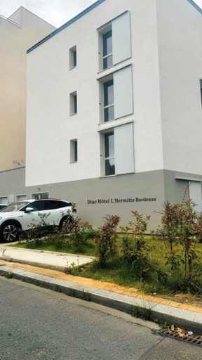 Exterior & Views, Diac Hotel L'Hermitte Bordeaux, Gironde