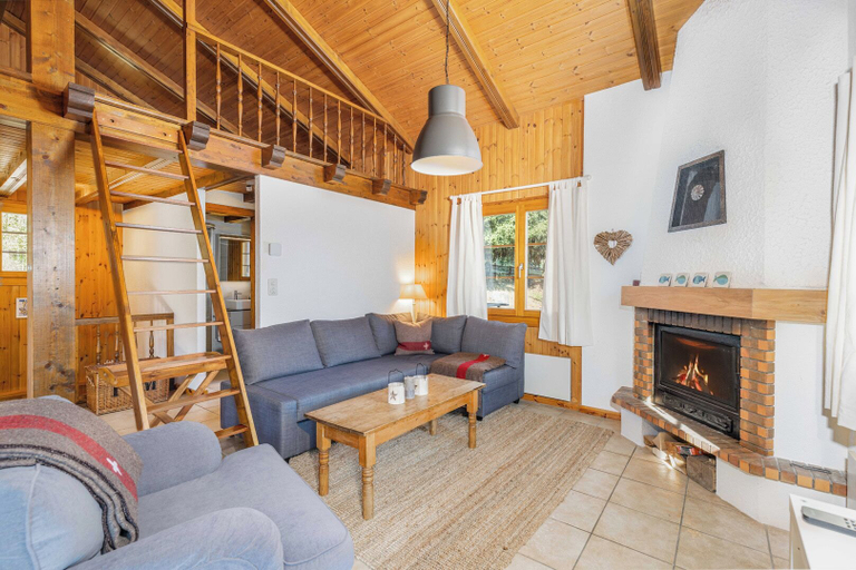 Others 5, Chalet Les Crus, Martigny