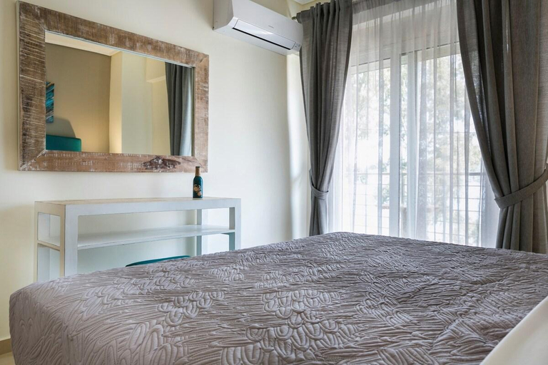 Bedroom 2, Eucalyptus suite sea view, Ionian Islands