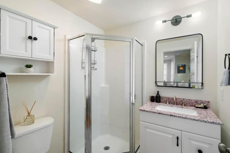 Bathroom, Ember Suite at The Hygge House, Essex