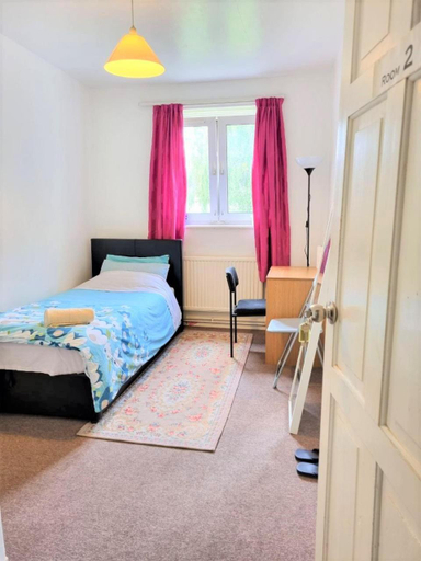 Others 4, London Rooms, London