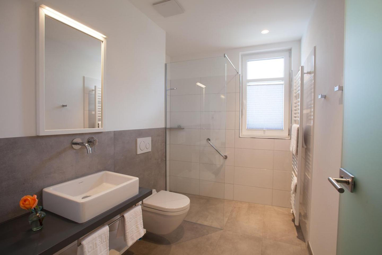 Bathroom 5, Hotel & Landgasthof Hoheluft, Harburg