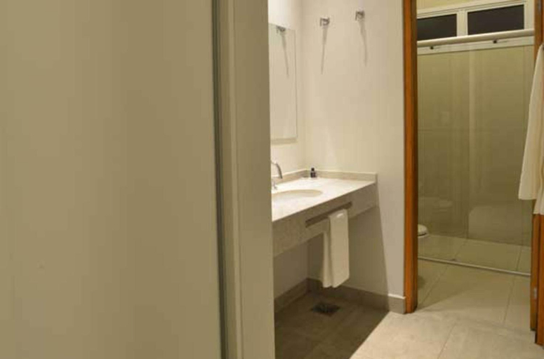 Bathroom 2, Habitat Prime Hotel, Leme