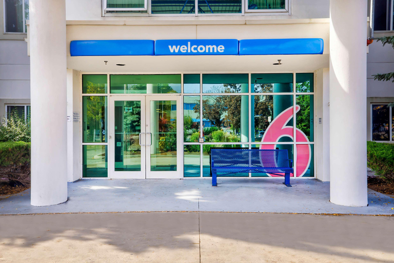 Public Area 2, Motel 6 Burlington, ON - Toronto West - Oakville, Halton