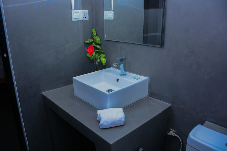 Bathroom 4, Hotel Star White - Negombo, Negombo