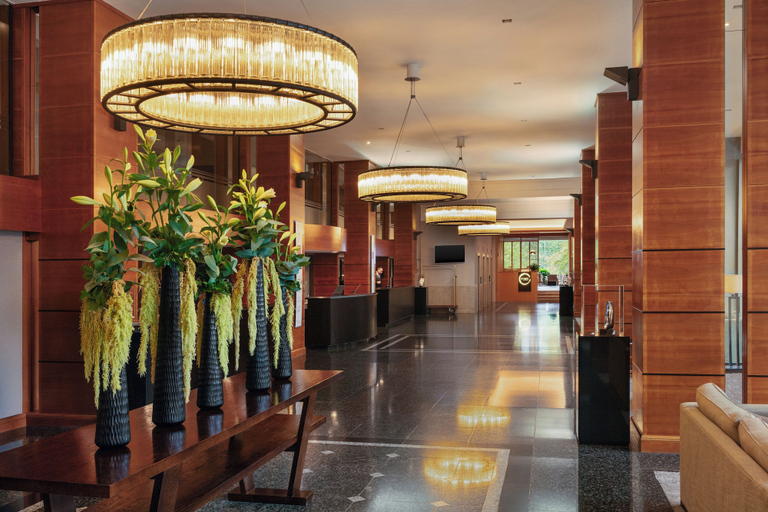 Exterior & Views 2, Royal Garden Hotel, London