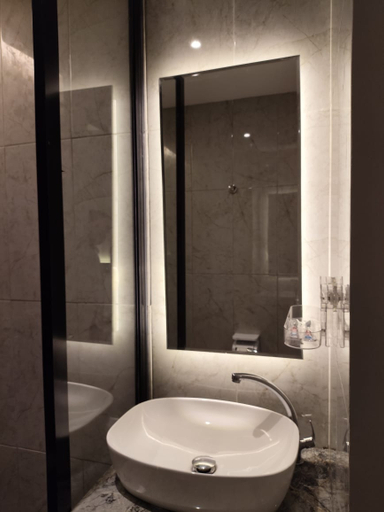Helios City Hotel Balikpapan - Tap to explore photos