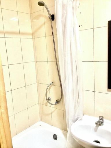 Bathroom 3, edificio catedral, Santiago