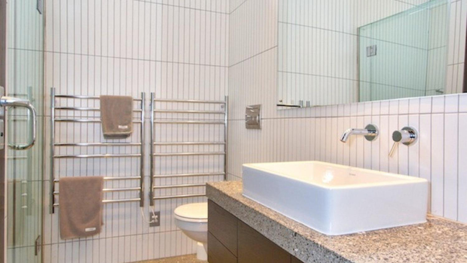 Bathroom 5, The Glen, Auckland