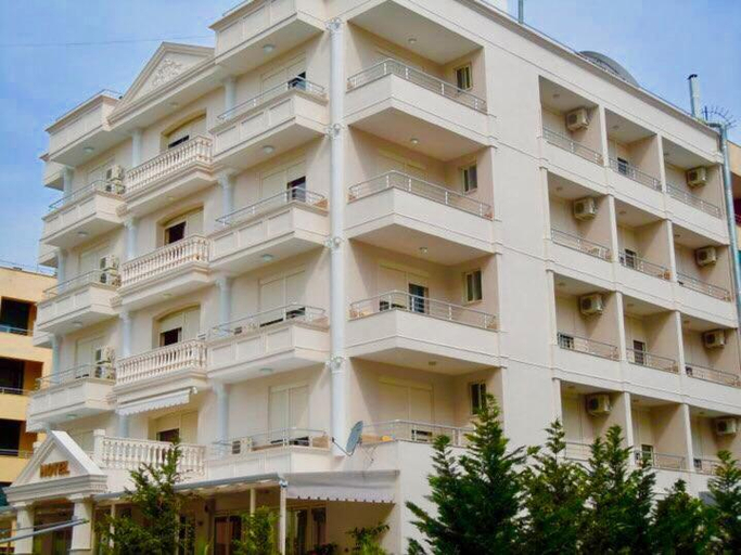 Others 3, Lyden Hotel, Durrësit