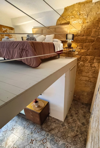 Others 5, Historic Apartment, Agrigento