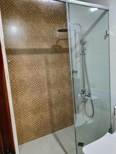 Bathroom 5, Norlu Cedec Midpoint Hotel, Sison
