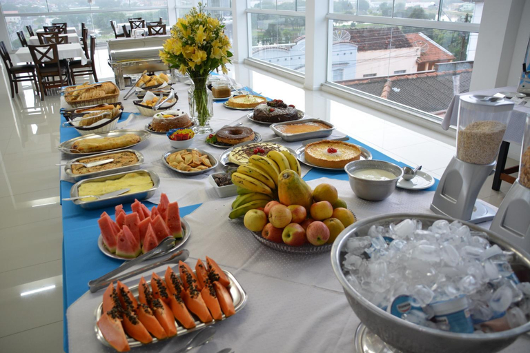 Food & Drinks 4, Hotel Buganville Express, Castro