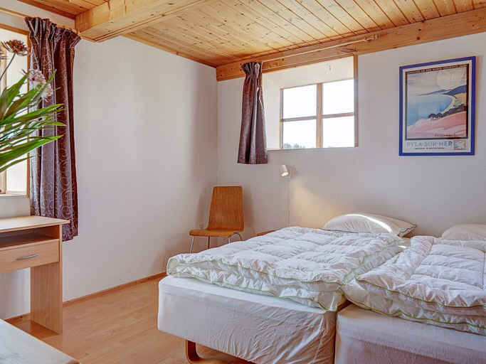 Bedroom 2, person holiday home in Nexo, Bornholm