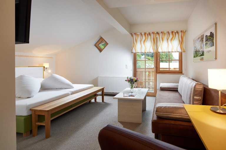 Bedroom 2, Gasthof Salzstadl, Reutte
