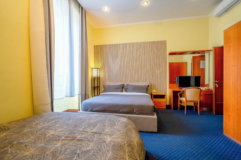 Others 4, Hotel Rome place, Rome