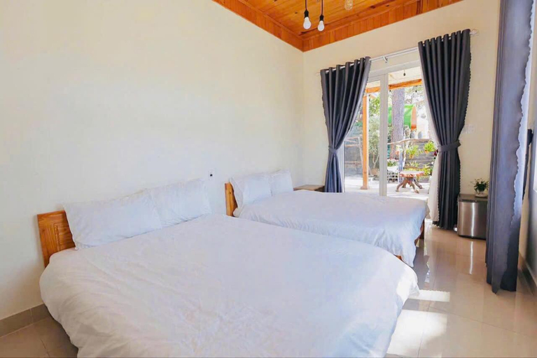 Bedroom 2, May Trang Villa, Đà Lạt