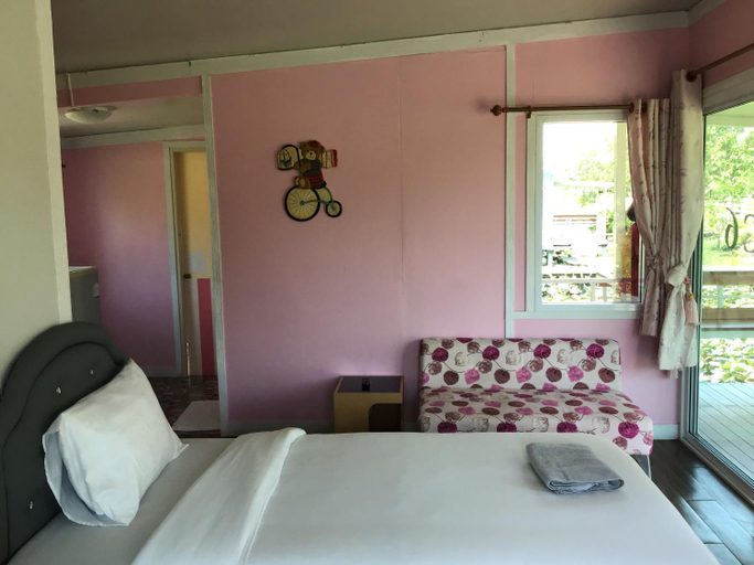 Bedroom 2, Phalagoon Resort, Ban Chang