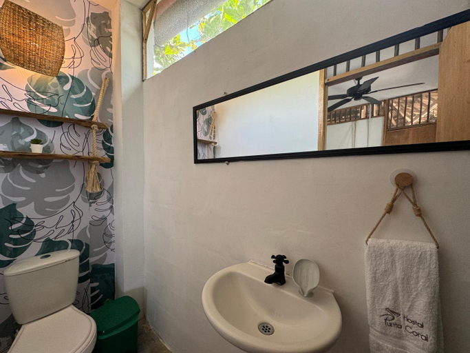 Bathroom 3, Cabana Punta Coral, San Onofre