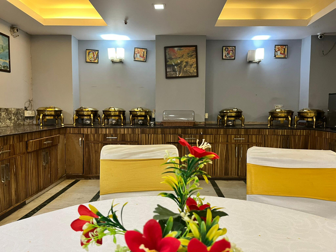 Food & Drinks 5, HOTEL TRIO CONTINENTAL, Delhi