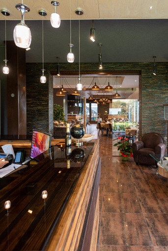 Food & Drinks 5, Corten Hotel, Catania