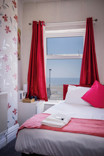 Bedroom 3, Beachfront Hotel, Blackpool